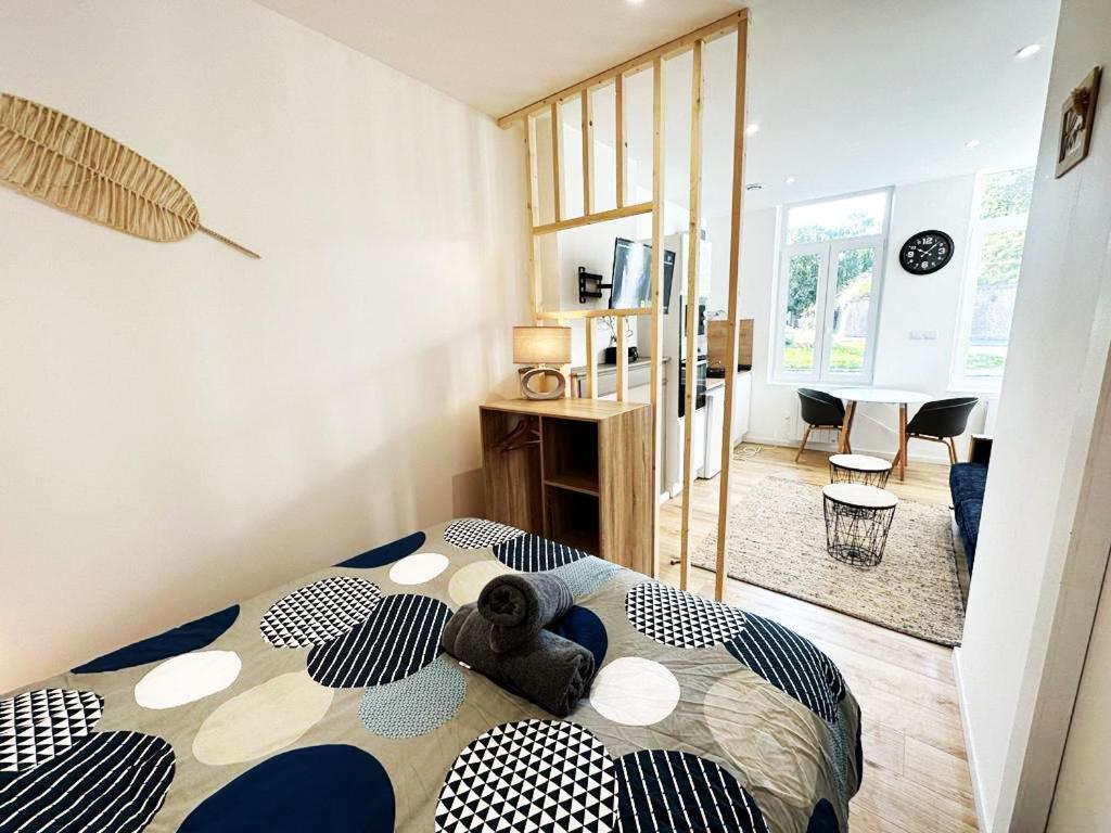 Lerelaisdodileqsl - Cambrai - Hyper Centre - Free Wifi - Ideal Couple & Famille מראה חיצוני תמונה